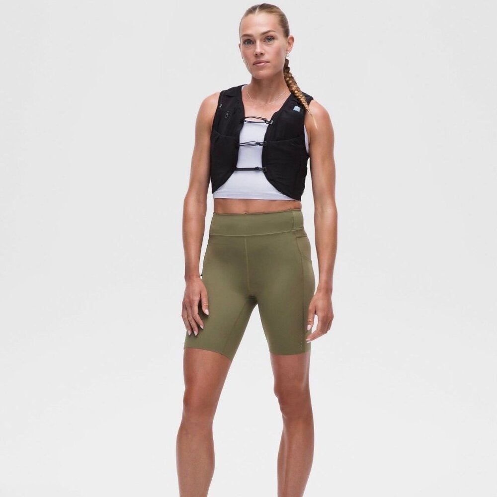 NWT Lululemon Fast and Free Short 8" Light Size 2 in Bay Leaf